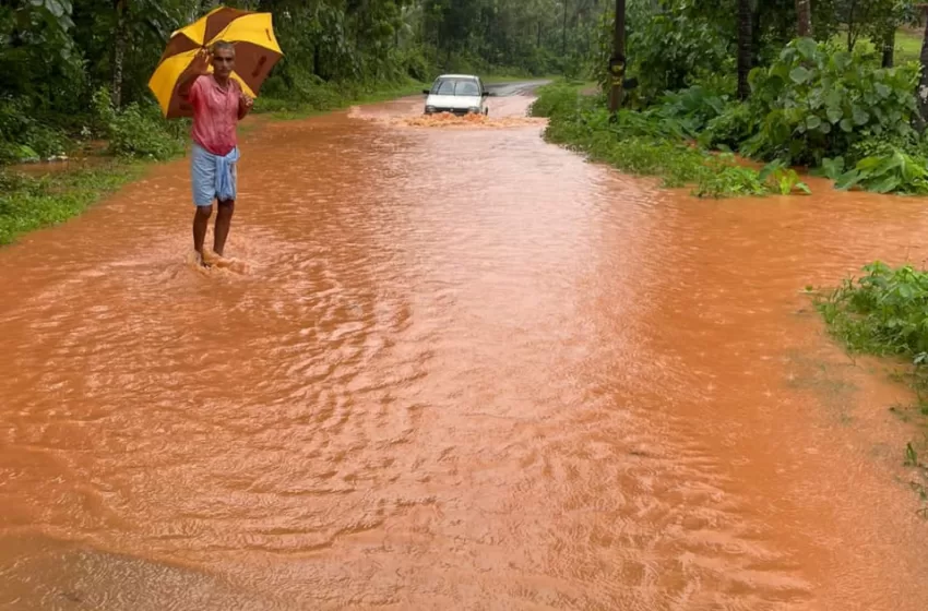  ಪಂಜಲದಿಂದ ಕುರಿಯ ಪರ್ಪುಂಜ ಹೊಗುವ ರಸ್ತೆಗೆ ದೋಣಿಯಲ್ಲಿ ಹೋಗಬೇಕಾದ ಪರಿಸ್ಥಿತಿ.