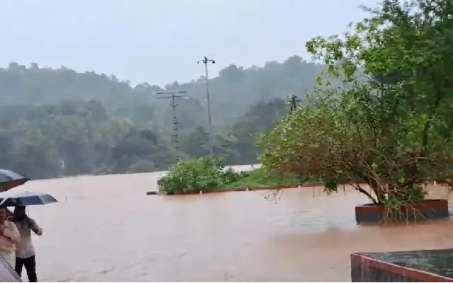  ಉಪ್ಪಿನಂಗಡಿ : ನೇತ್ರಾವತಿ-ಕುಮಾರಧಾರ ನದಿಗಳ ಸಂಗಮಕ್ಕೆ ಕ್ಷಣಗಣನೆ