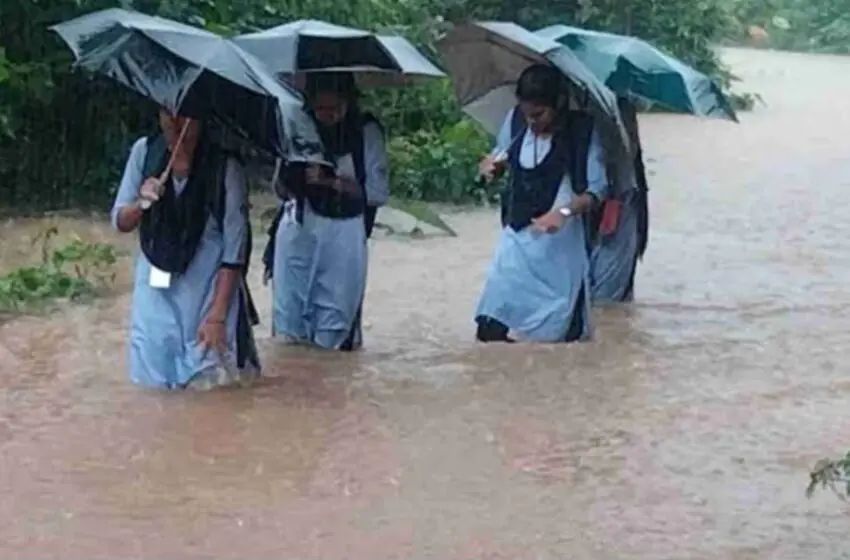  ಕಾಸರಗೋಡು ಭಾರೀ ಮಳೆಯ ಮುನ್ಸೂಚನೆ,ನಾಳೆ ಶಾಲಾ- ಕಾಲೇಜುಗಳಿಗೆ ರಜೆ ಘೋಷಣೆ